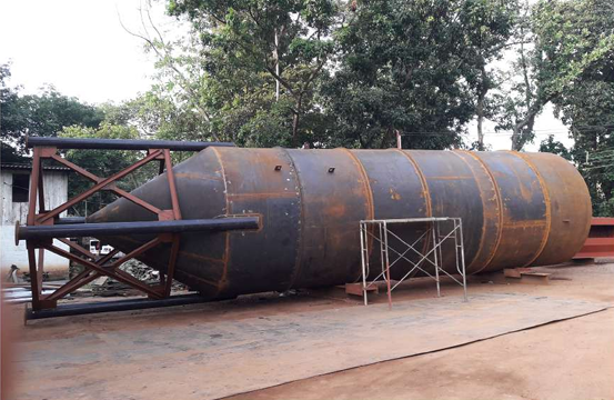 Tank sand blasting and painting